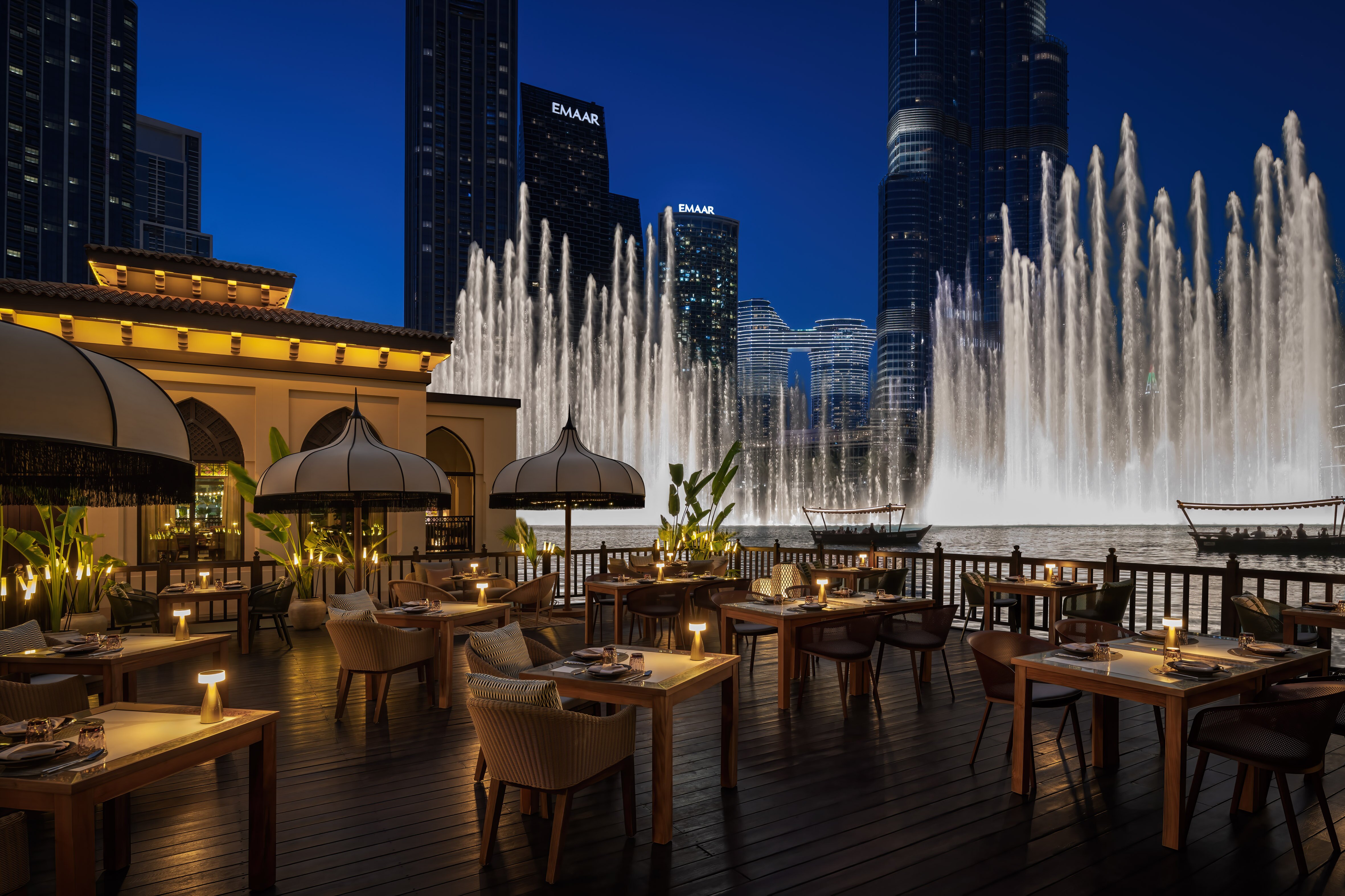 A Culinary Journey Through Iconic Dubai Restaurants: Where Luxury Meets Flavor