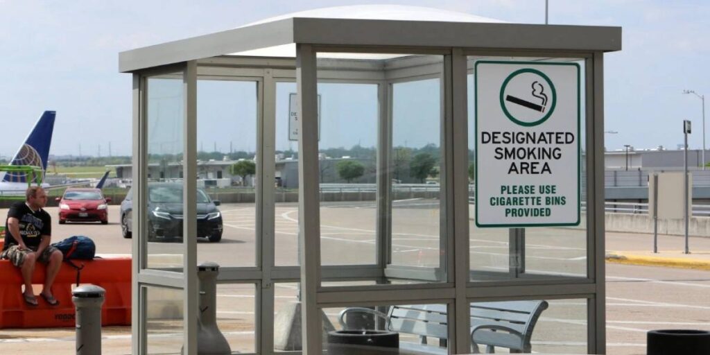 Important Rules About the Smoking Area at Atlanta Airport