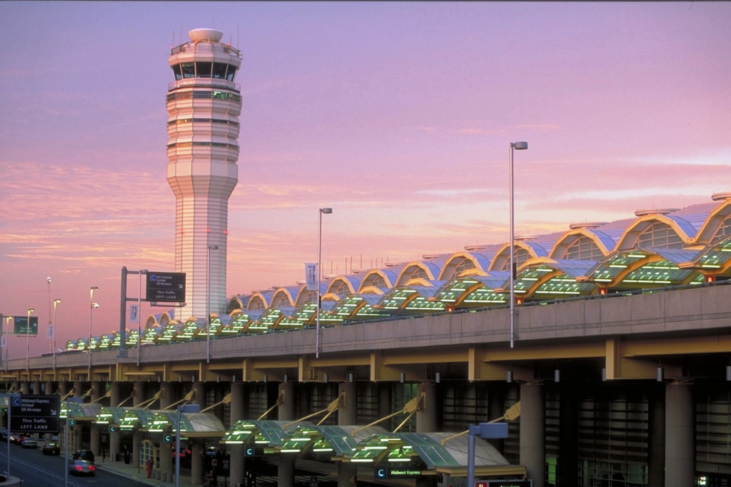 Ronald Reagan Washington National Airport - DCA