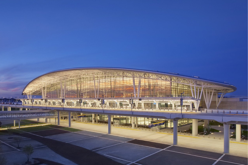 Indianapolis International Airport - IND